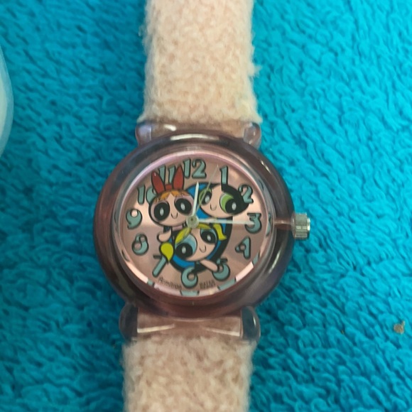 Lot of 7 Children’s Watches All Need Batteries One Needs a Band! - Picture 7 of 8